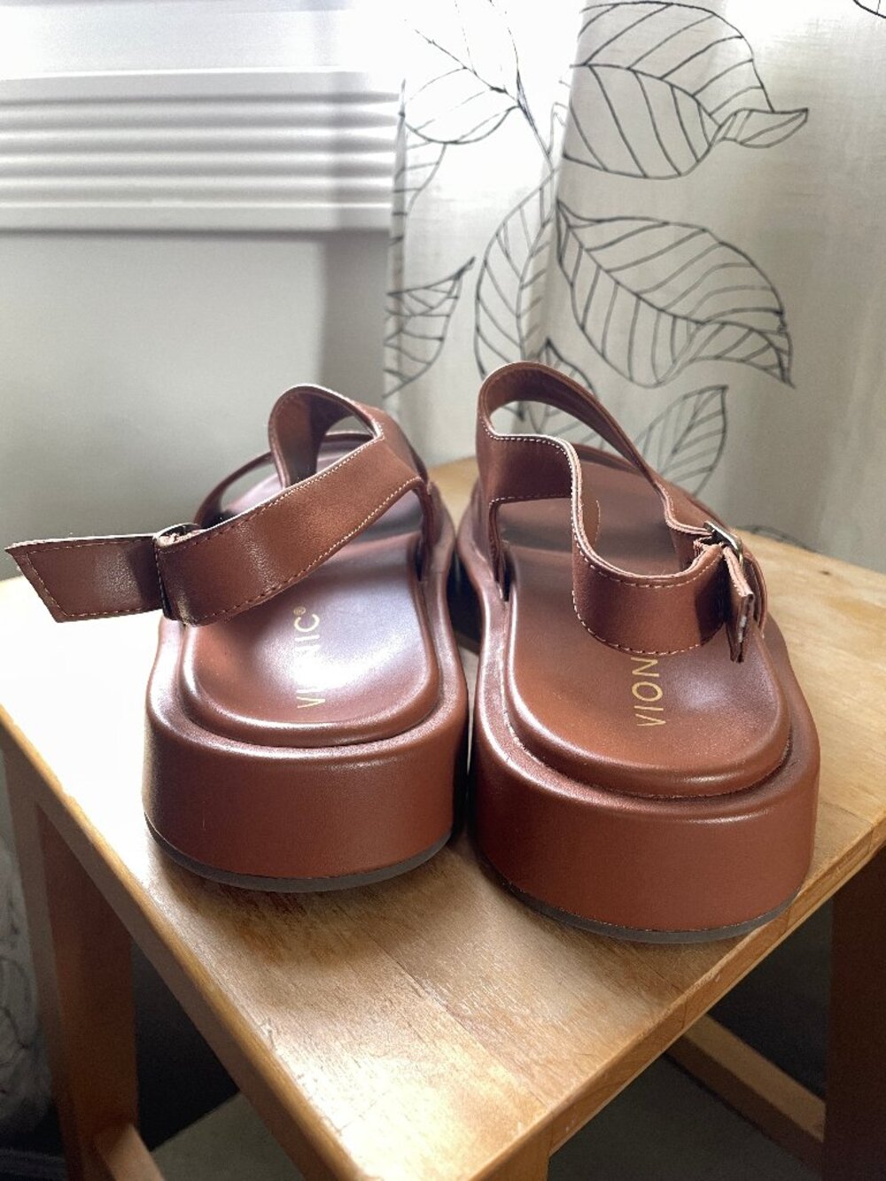 Brown Vionic Sandals Women 9 Like New - Picture 6 of 9